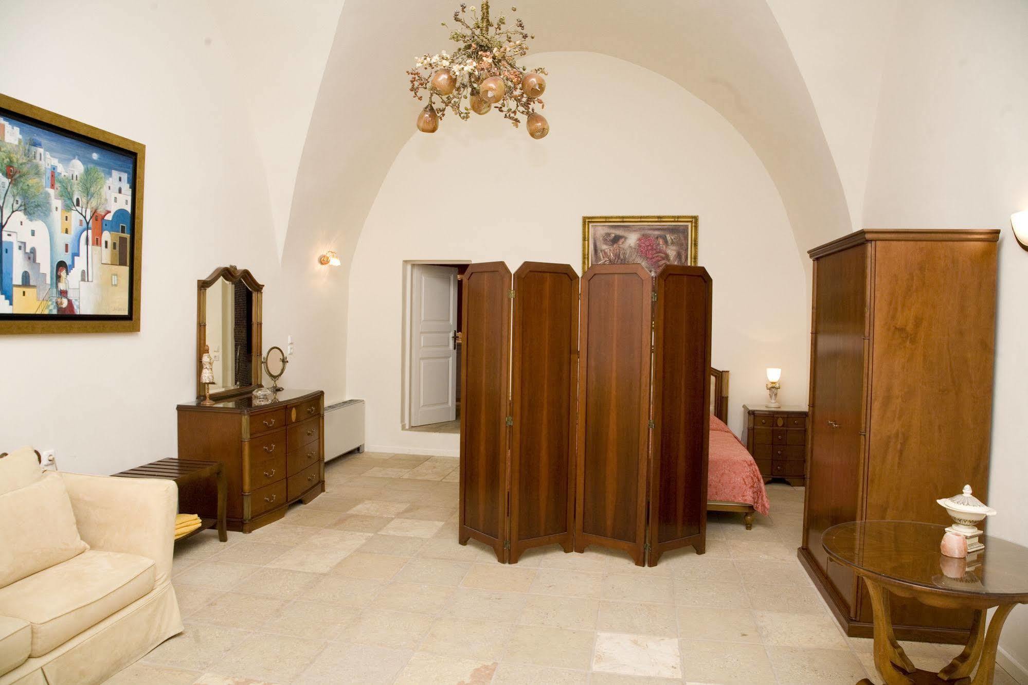 Adamis Majesty Suites Fira  Esterno foto